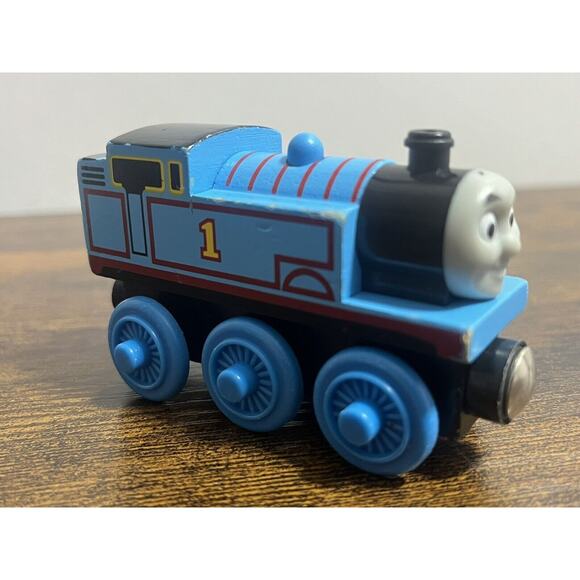 Thomas & Friends Wooden Railway Thomas The Train & Sodor Line Caboose Lot of 3 - Picture 8 of 16